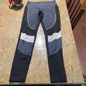 PINK leggings, size Small